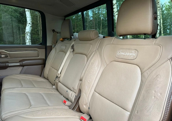 Dodge RAM cena 244000 przebieg: 49000, rok produkcji 2018 z Niemcza małe 137